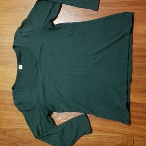 Long sleeve scoop neck